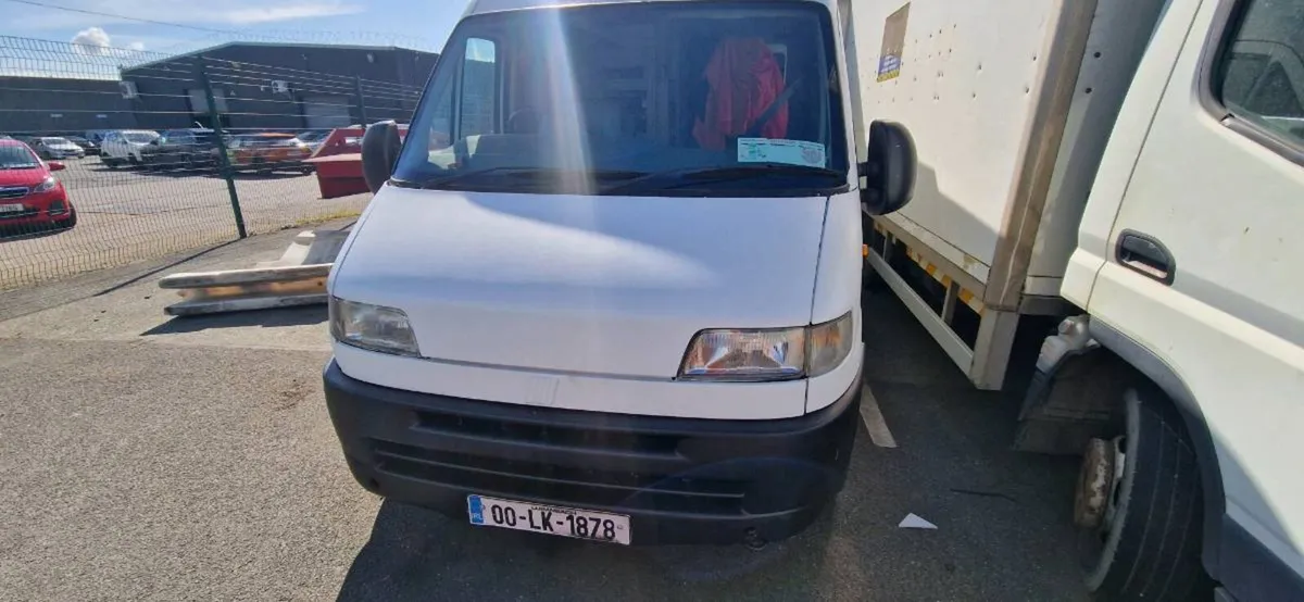 Camper - Image 1