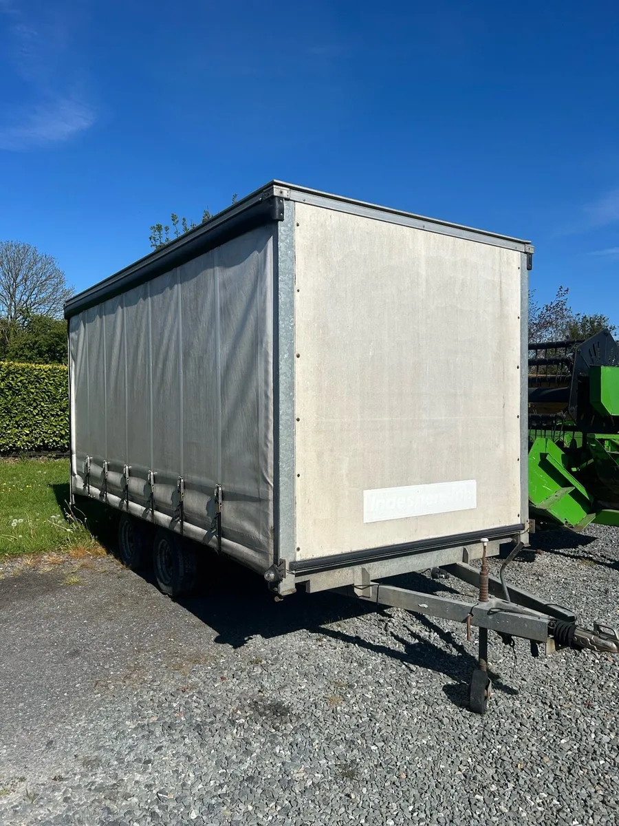 Twin axle Indespension curtain sided Trailer - Image 1