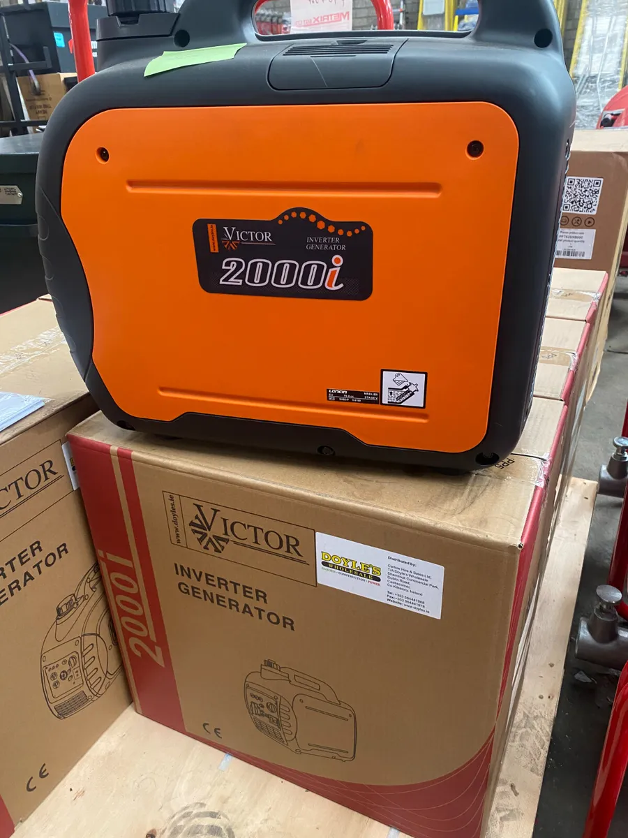 Loncin / Victor Suitcase Generators.Petrol. - Image 1