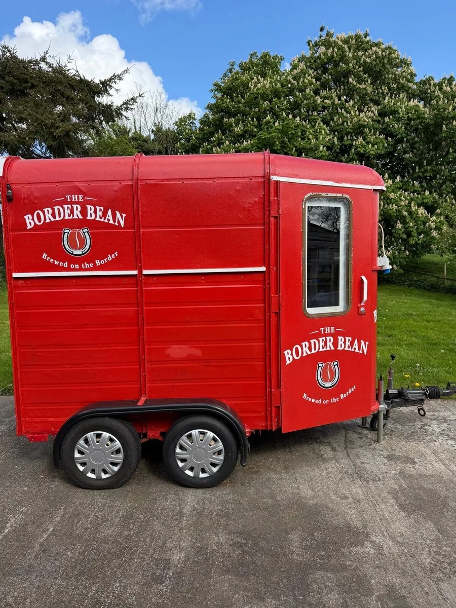Coffee trailer Horse Box - Image 4
