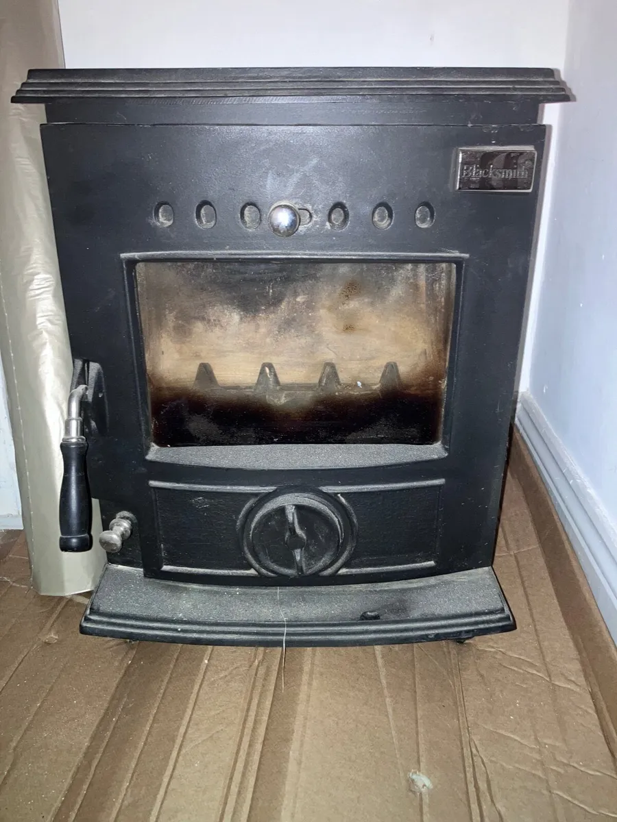 Blacksmith Wood Burning Stove for Sale - Image 2