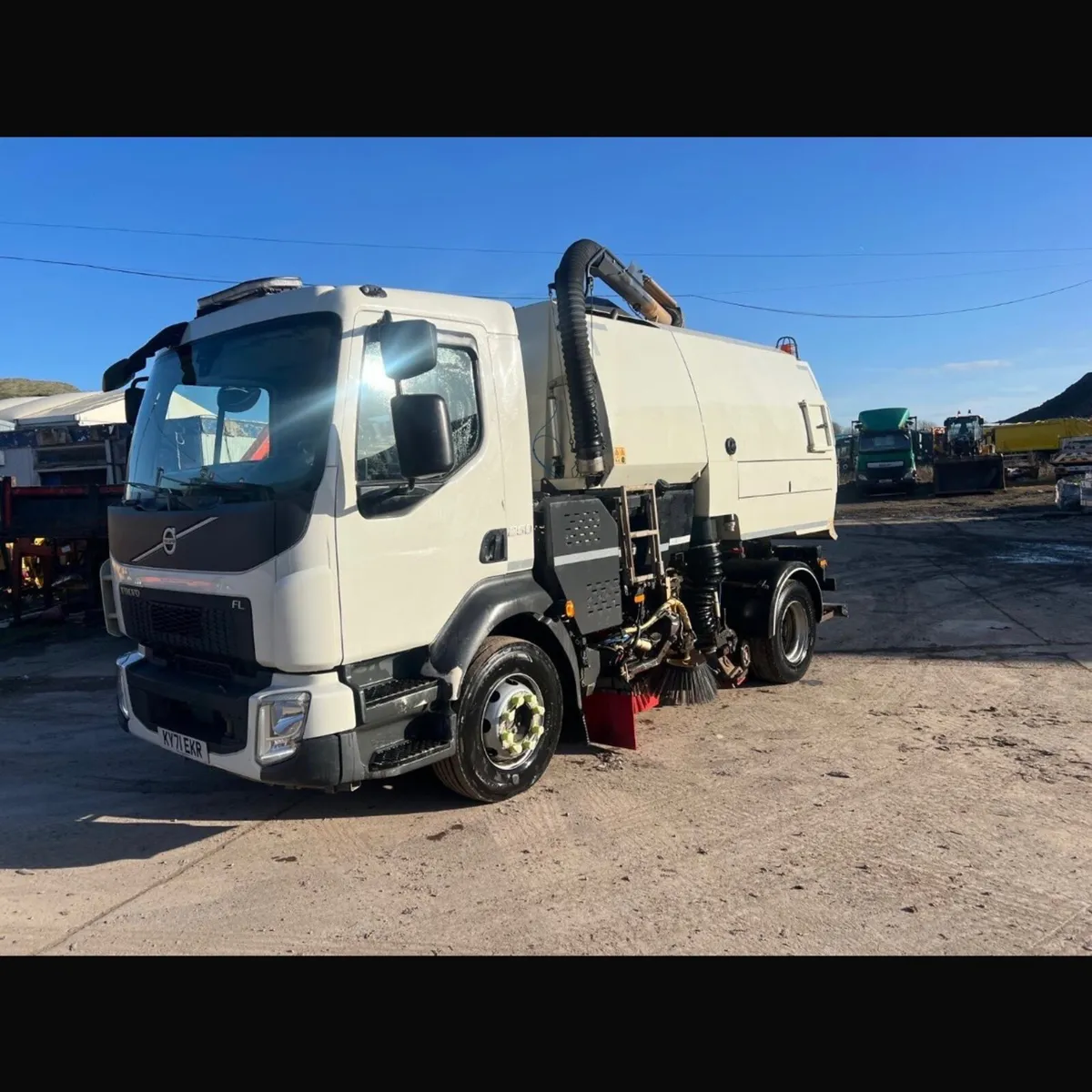 Trucks - Image 4