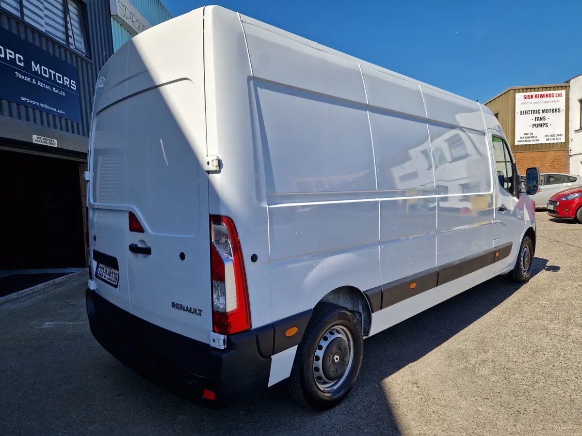 Renault Master 2022  95,000km - Image 3