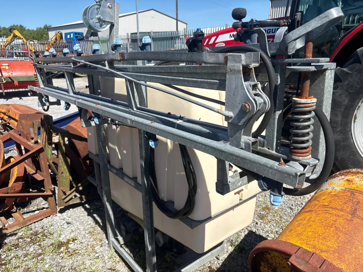 600 Litre Bury Sprayer - Image 4