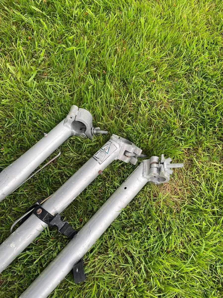 Aluminum scaffolding pieces - Image 2