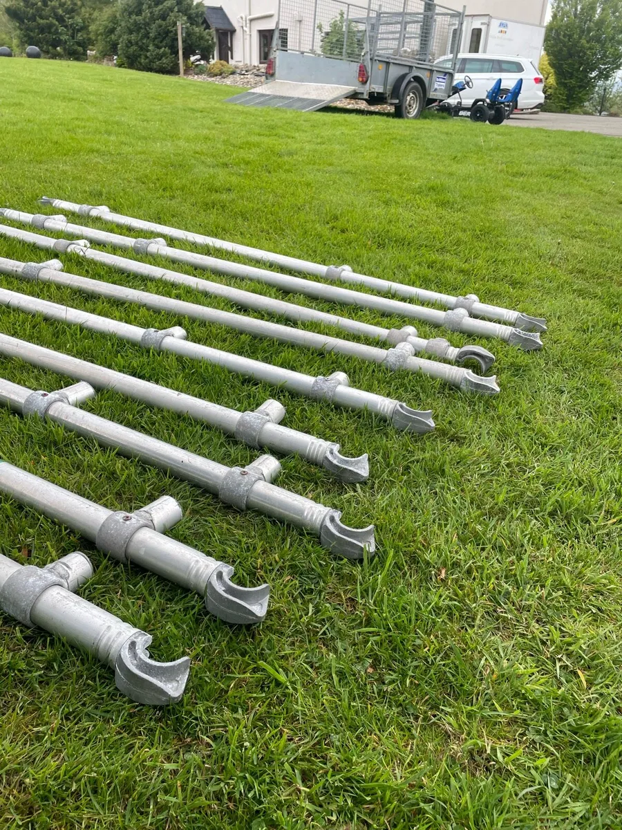 Aluminum scaffolding pieces - Image 4
