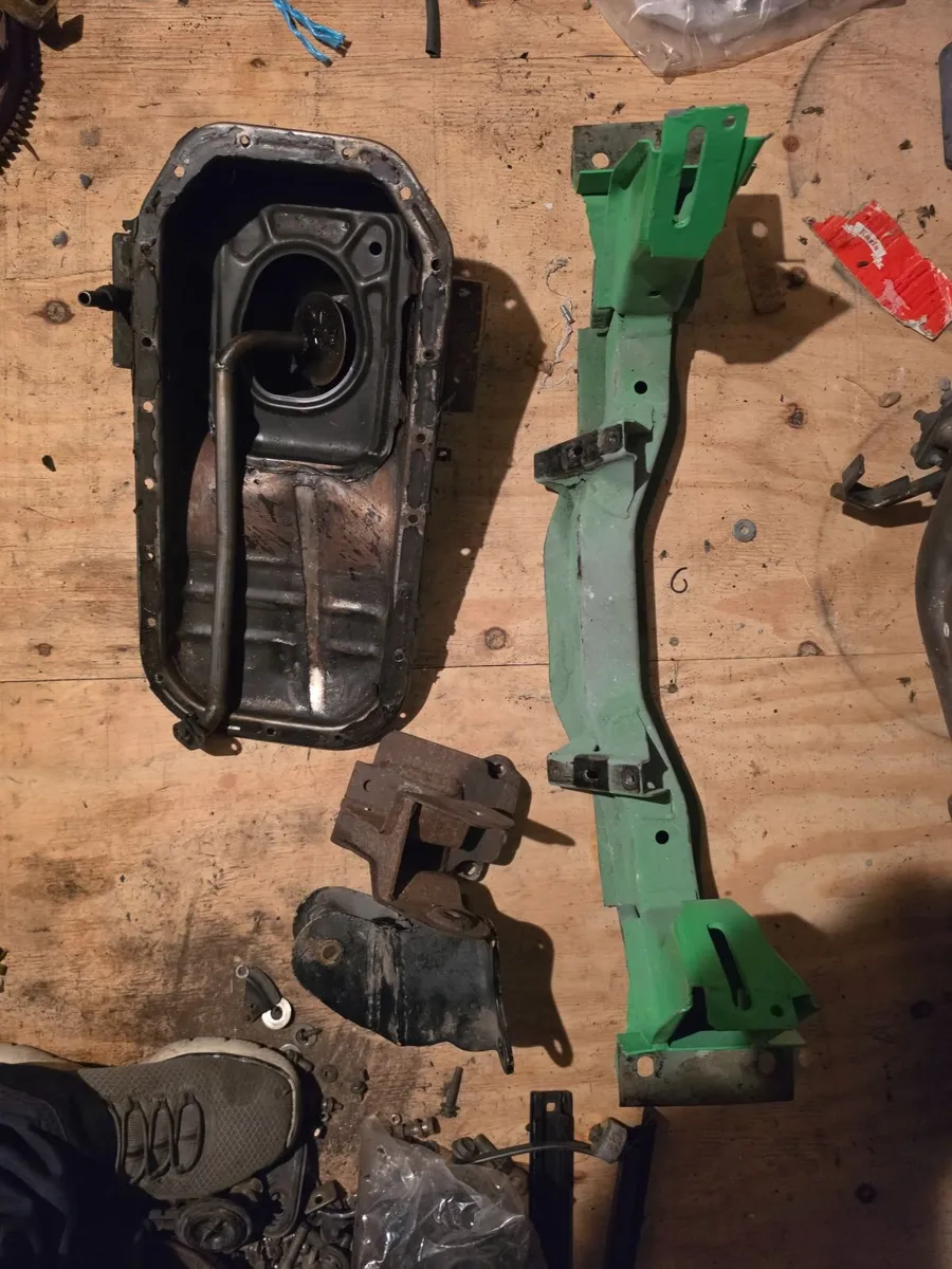Ford escort  mk2   4age parts - Image 1