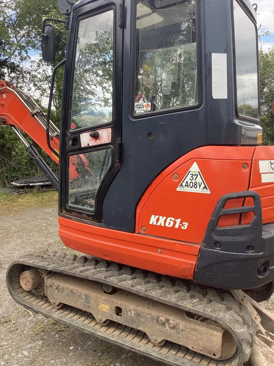 Mini digger,,,Kubota kx 61-3 ,, - Image 1