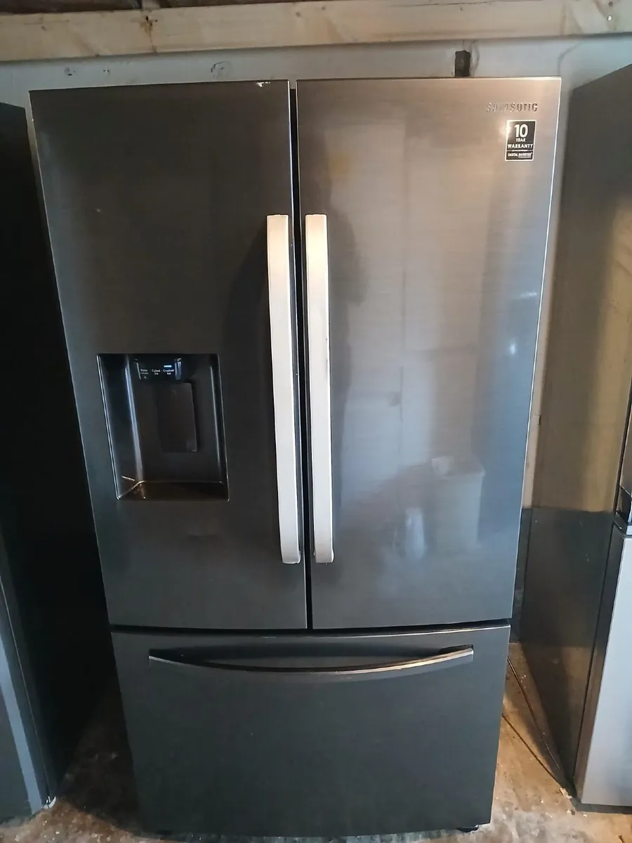 AMERICAN FRIDGE AND FREEZER - Image 2