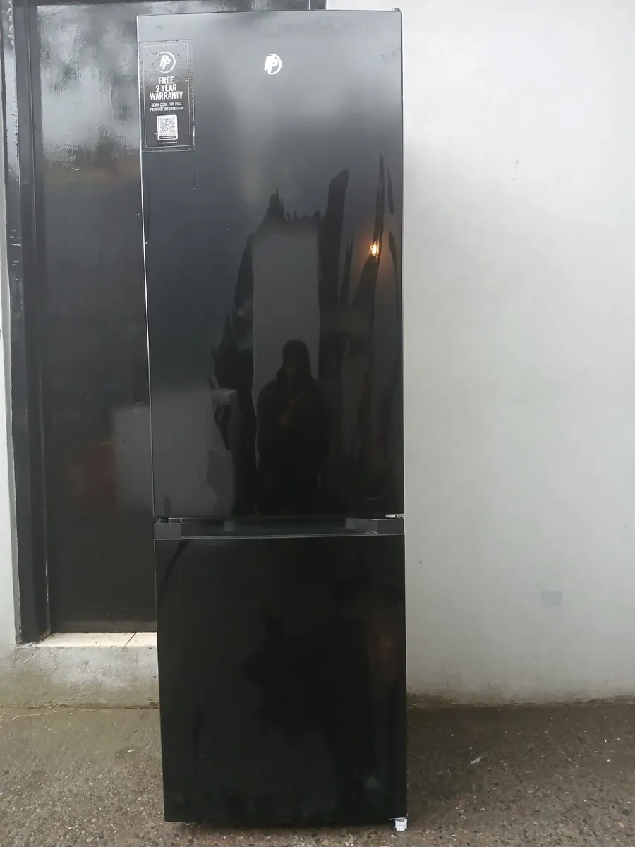 FRIDGE AND FREEZER - Image 3