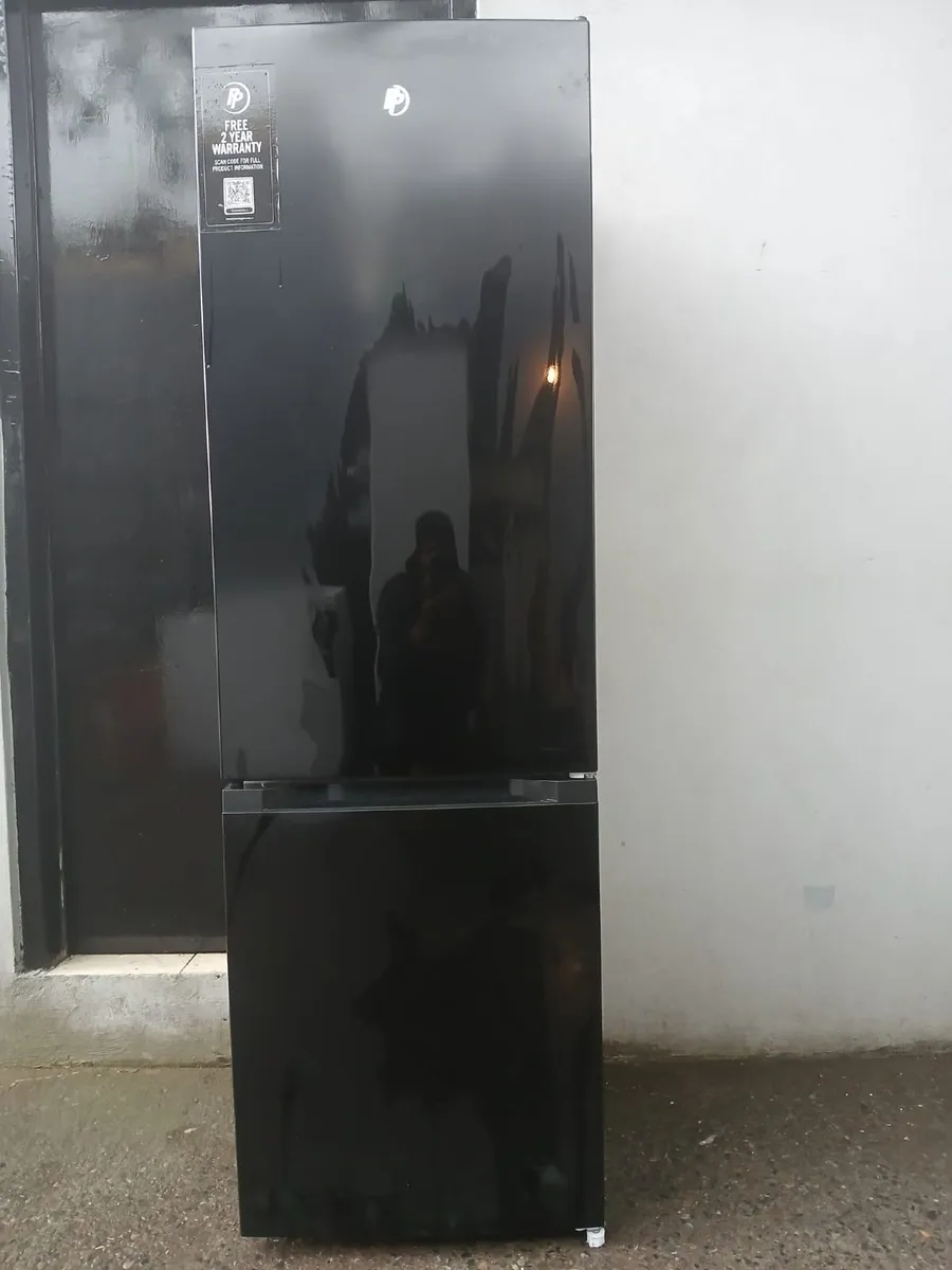 FRIDGE AND FREEZER - Image 4