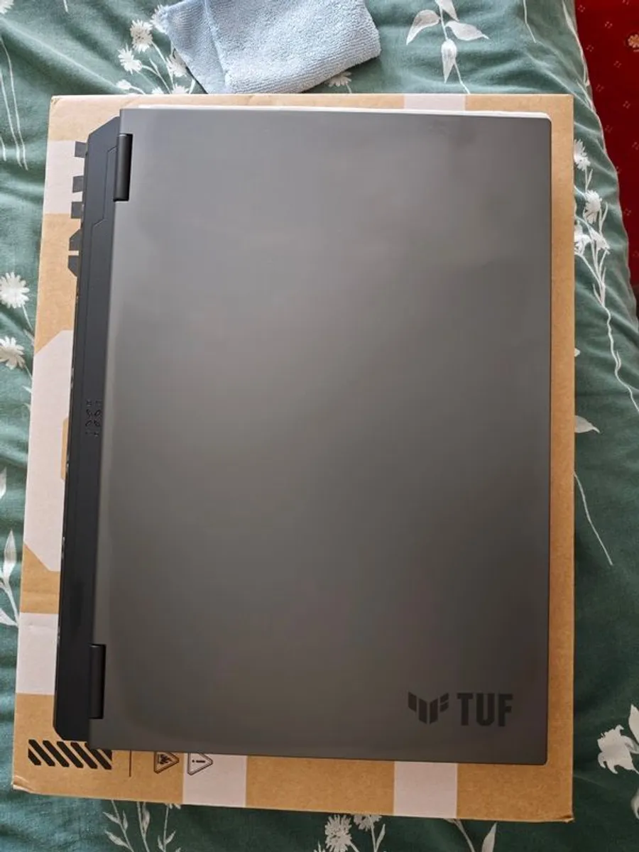 Asus Tuf A16 | Rtx 5070 | Ryzen 9 7940hx | 32gb Ram | 1tb Ssd | - Image 2