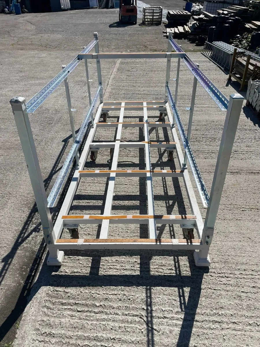 HEAVY DUTY MOBILE STILAGE - Image 1