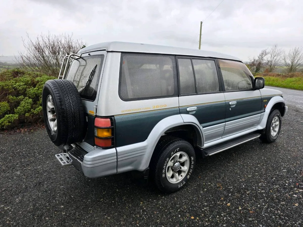 MITSUBISHI PAJERO 2.8 EXCEED - Image 4