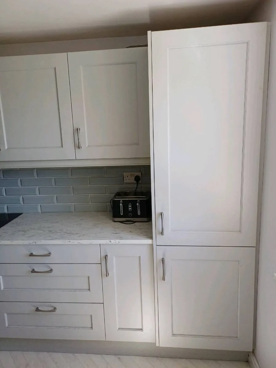 Galley Kitchen - Image 3