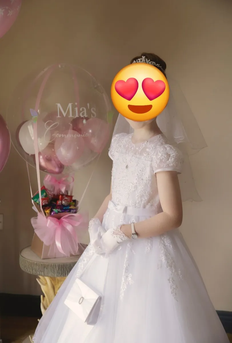 Communion dress - Image 4