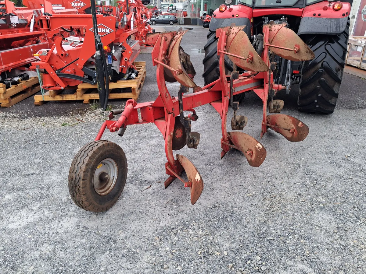 Massey Ferguson 715 Plough - Image 4