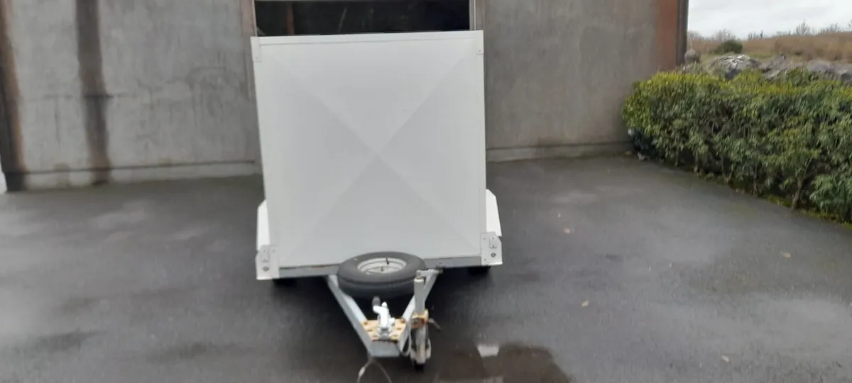 Box trailer - Image 1