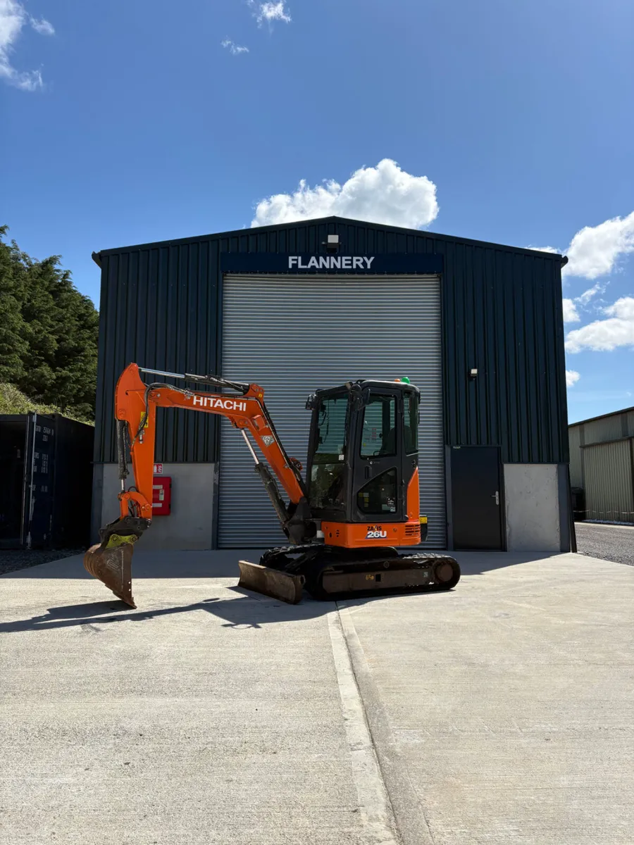 2020 Hitachi 26U - Image 1