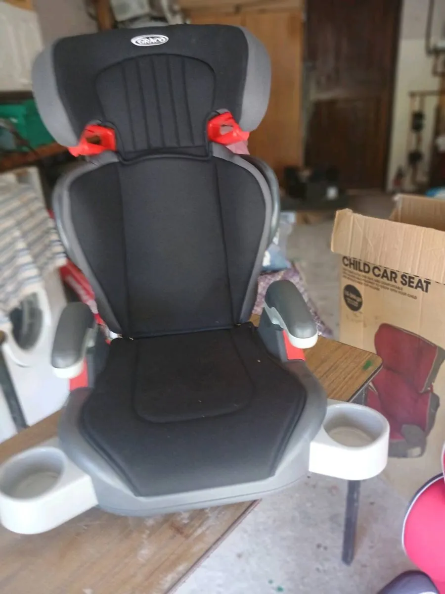 Child booster seats - Image 1