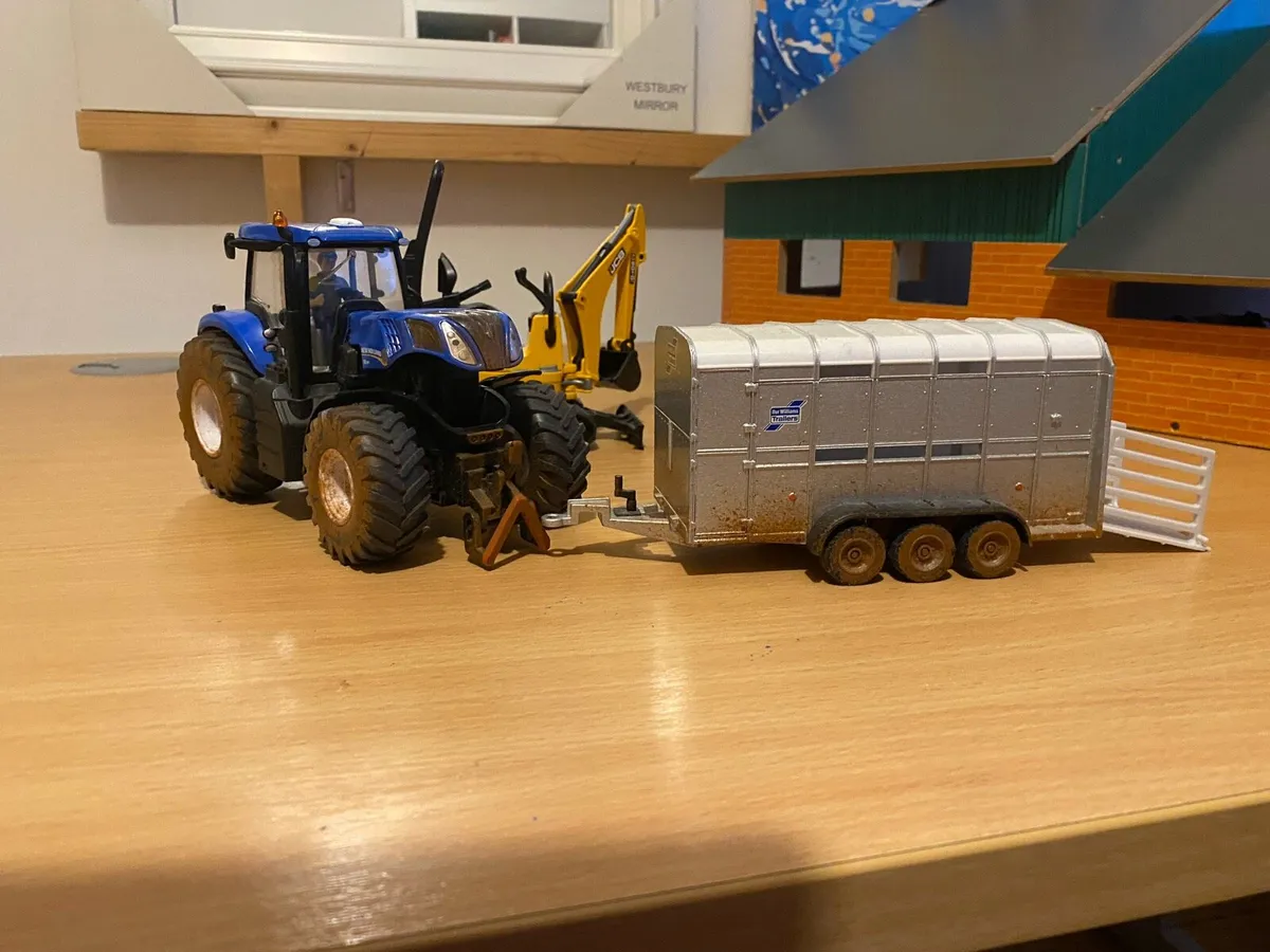 Play farm equipment - Image 2