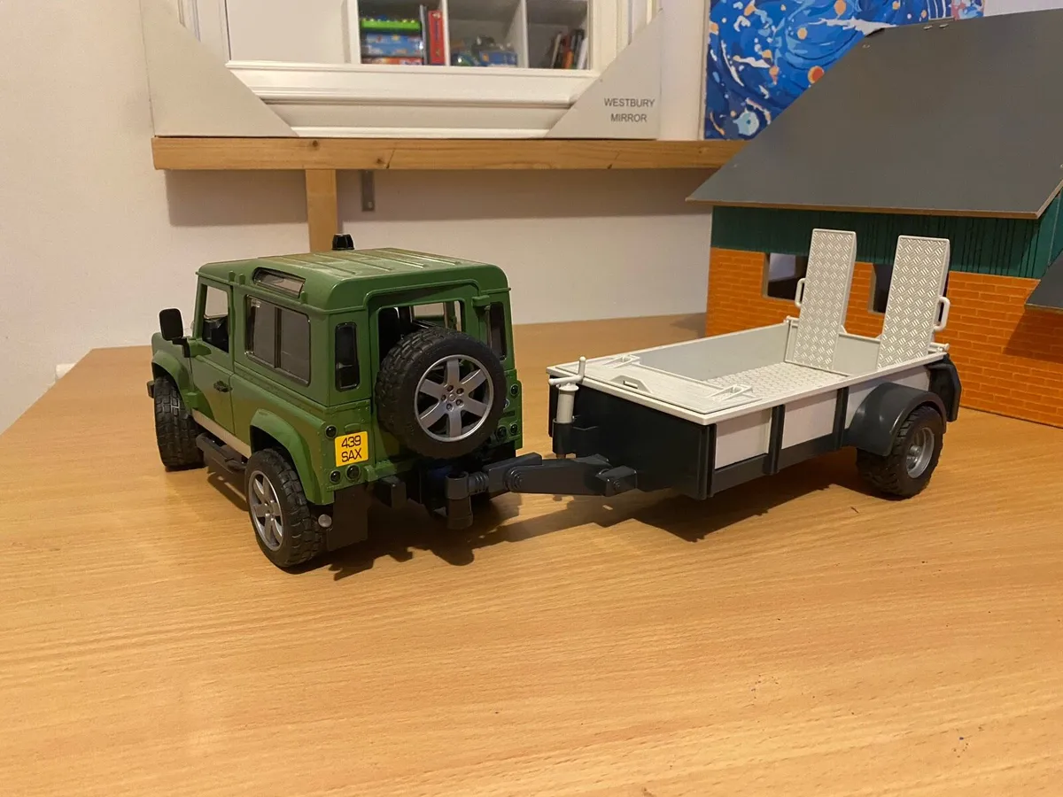 Farm play land rover - Image 1