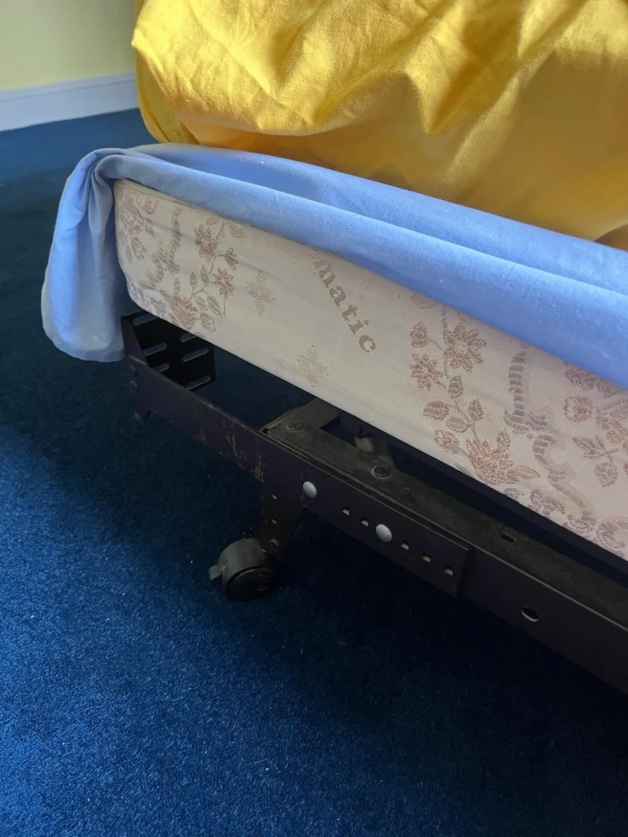 Single Bed - adjustable & massage options - Image 4