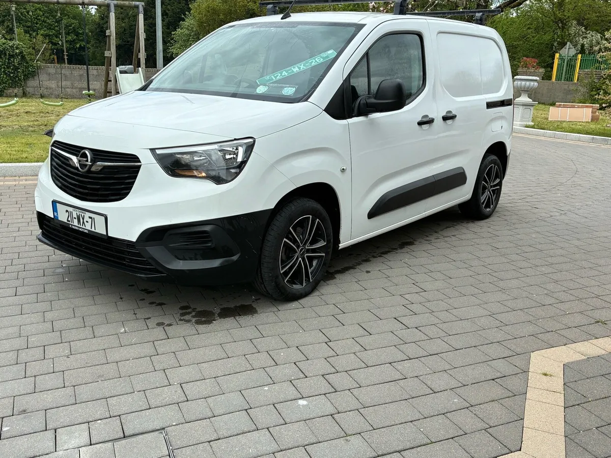 2021 Opel combo * top spec new doe today* - Image 2