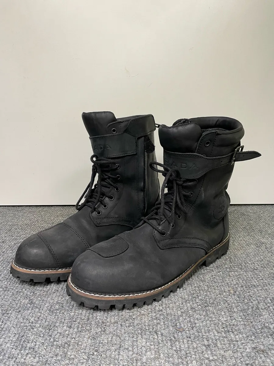Spada Motorcycle Boots Size 11 - Image 1