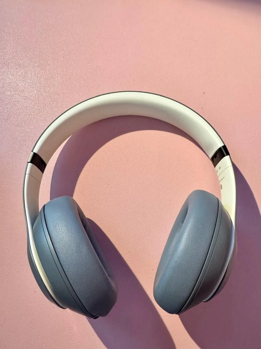 Beats Studio Pro - Image 2
