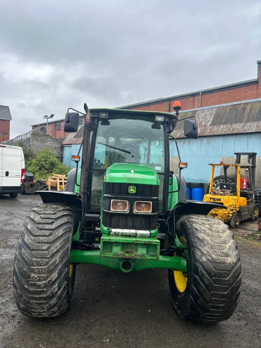 John Deere 5720 - Image 4