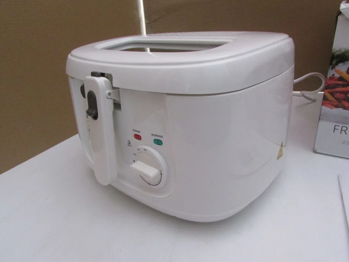 Deep Fat Fryer 2.5 L NEW - Image 4