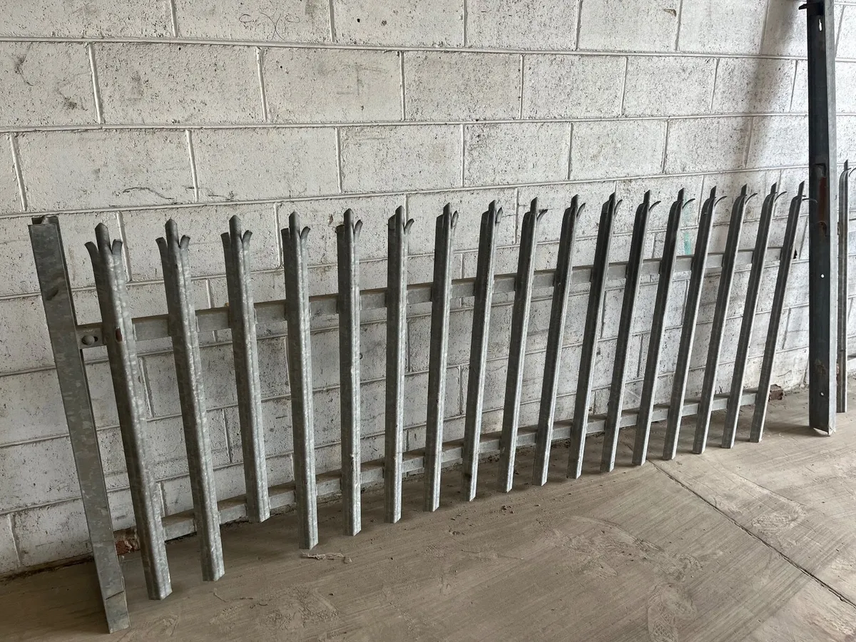 Security fencing - Image 4