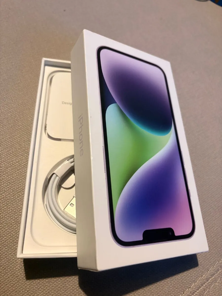 iPhone - Image 4