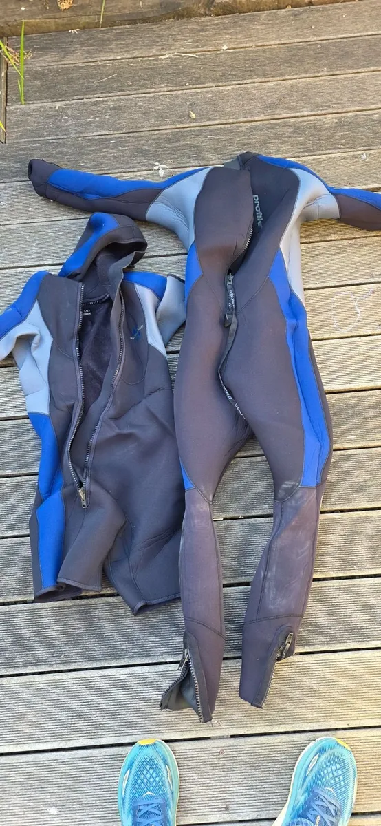 Scuba Diving Gear - Image 2