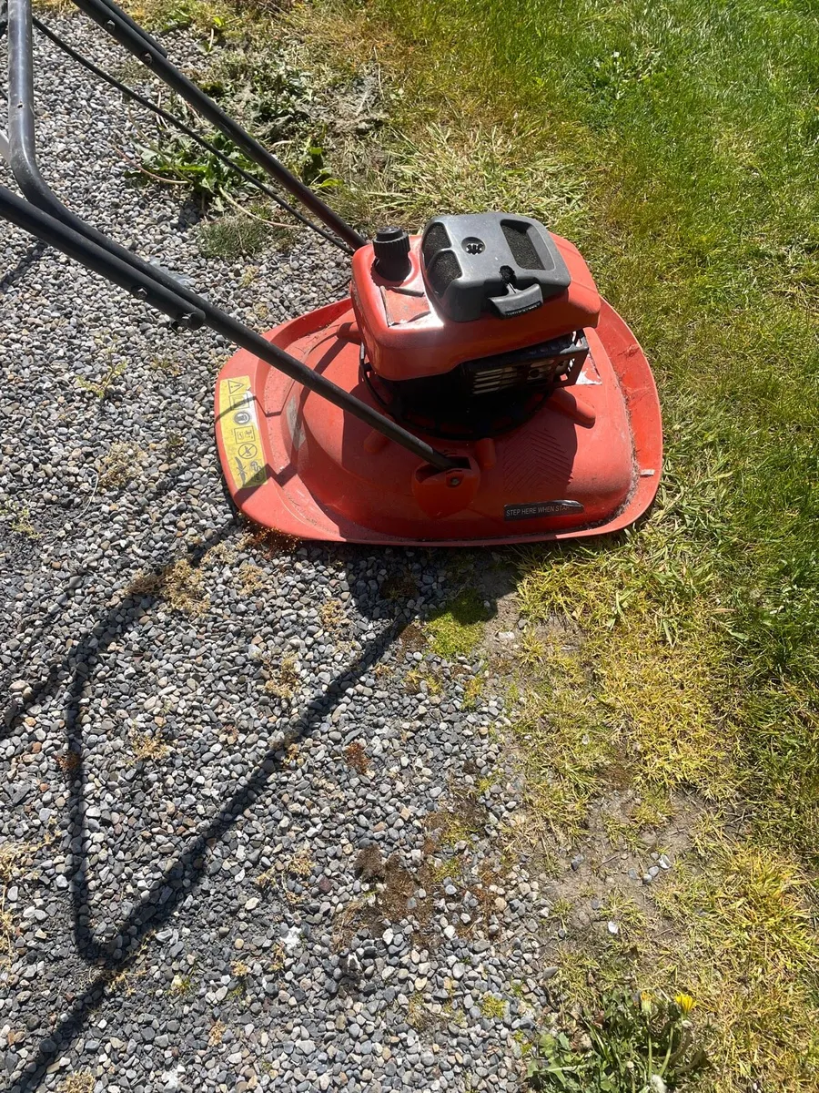 Flymo 2stroke lawnmower - Image 2