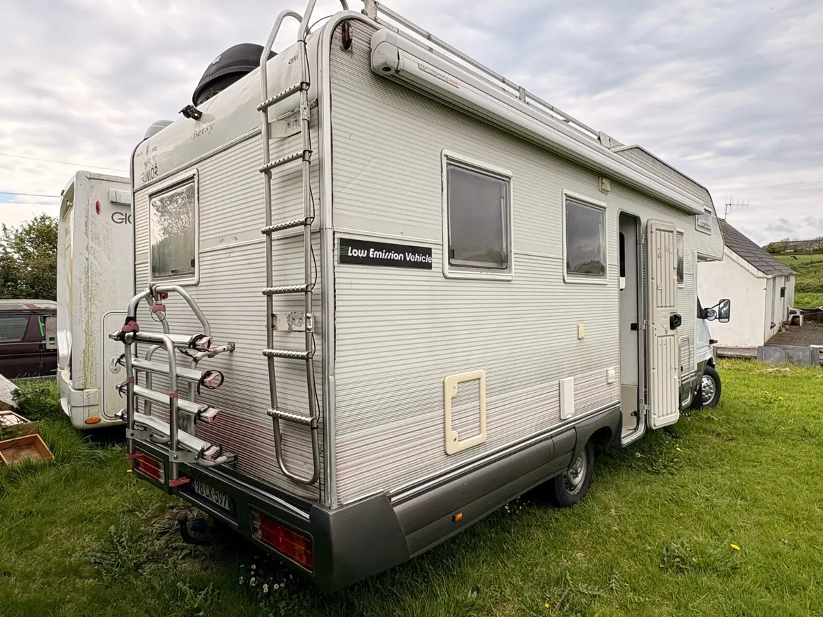 Rimor Brig Super 748 Motorhome - Image 4