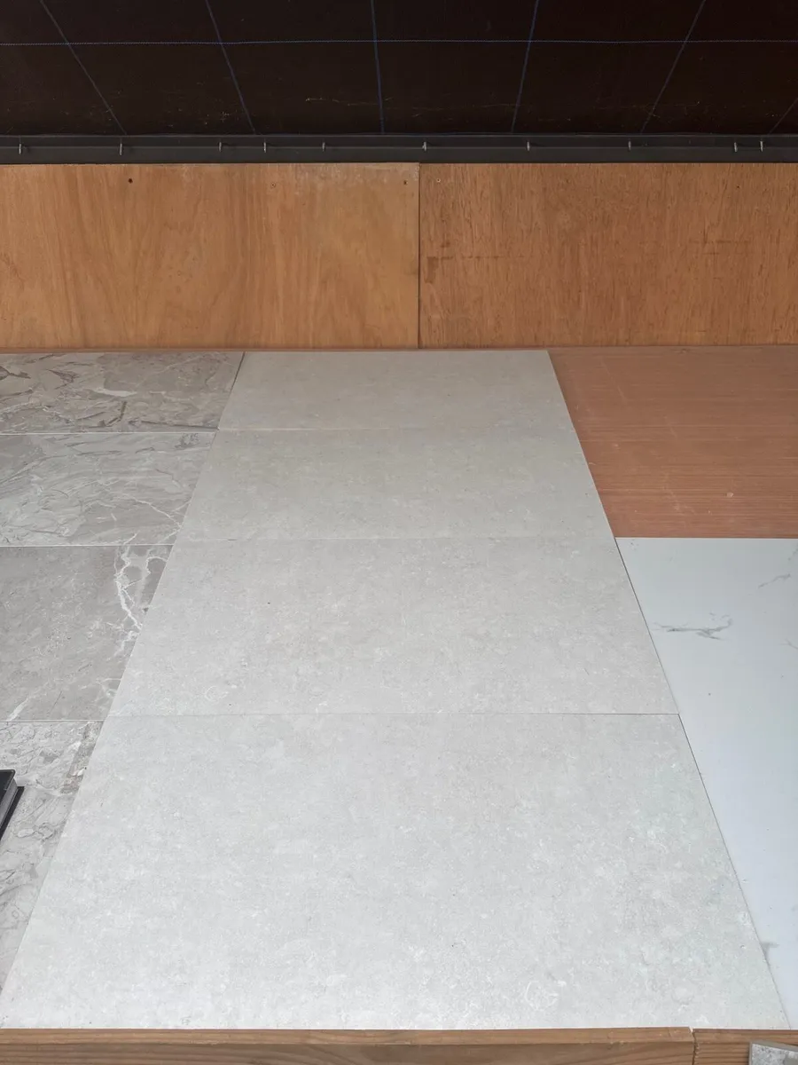 Joblot Grey Wall Tile To Clear