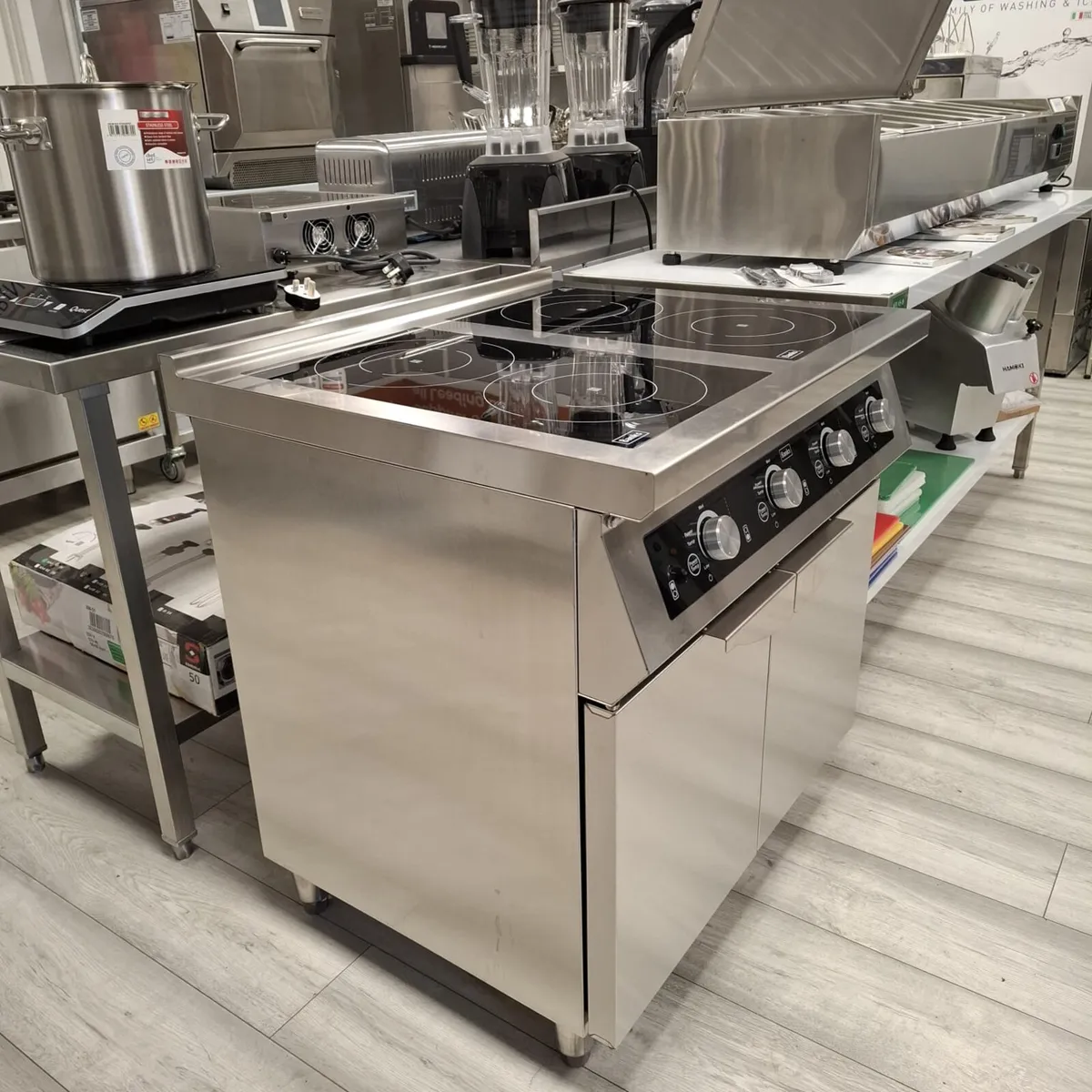 Banks 4 Ring Induction Hob w/ Ambient Cupboard - Image 1