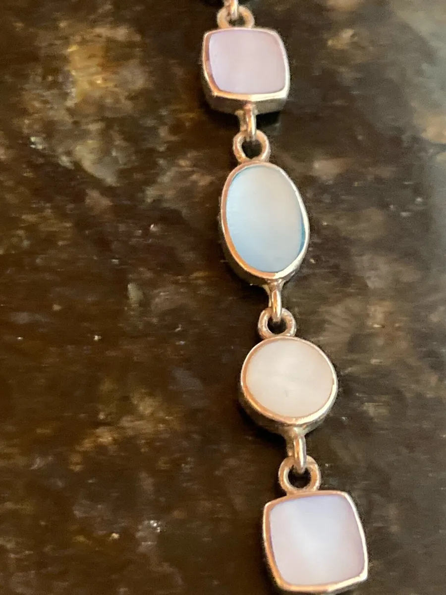 Sterling Silver bracelet with mother of pearl - Image 2
