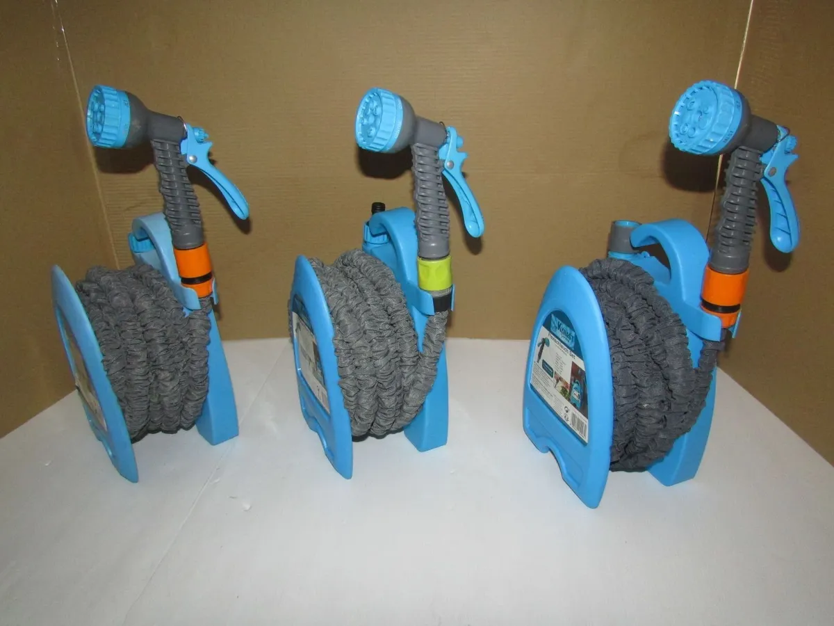 Flexible hose including wall holder - Image 3