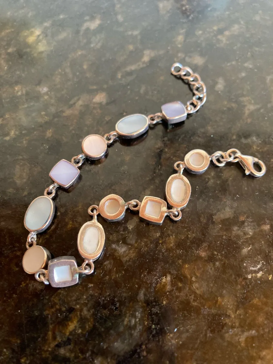 Sterling Silver bracelet with mother of pearl - Image 4