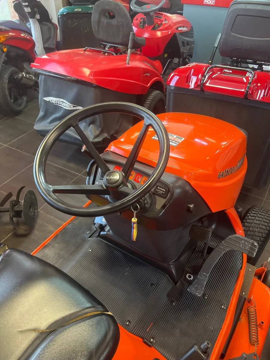 Lawnmowers - Image 4