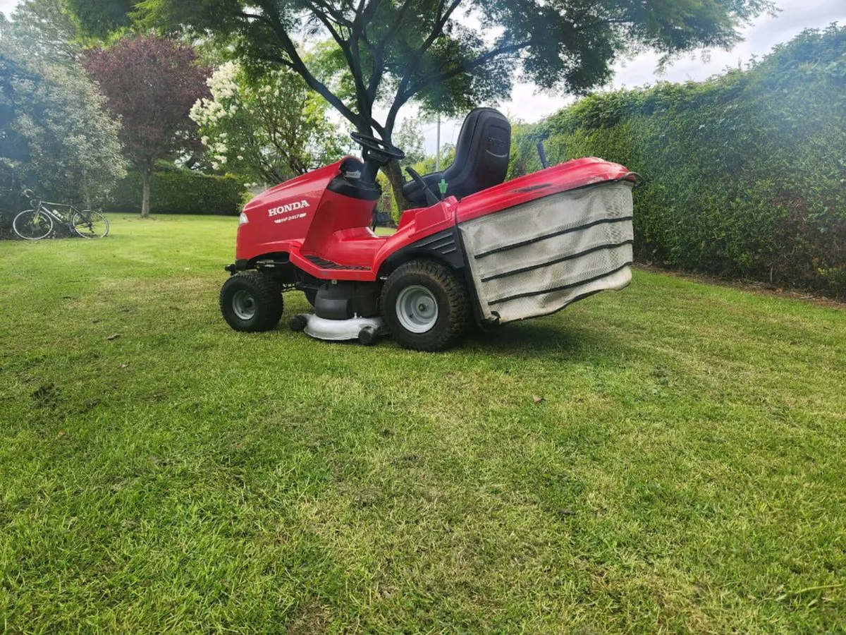 Honda lawnmower - Image 2