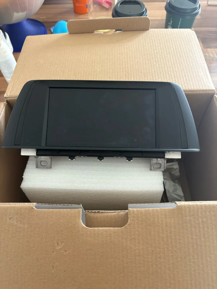 2013 BMW 3 Series Multimedia Screen - Image 1