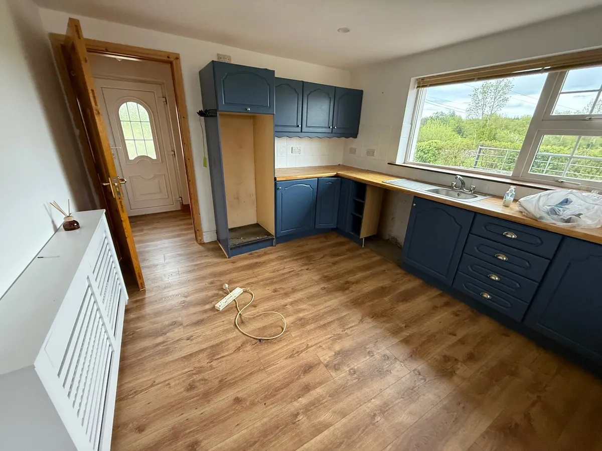 Kitchen - Image 2