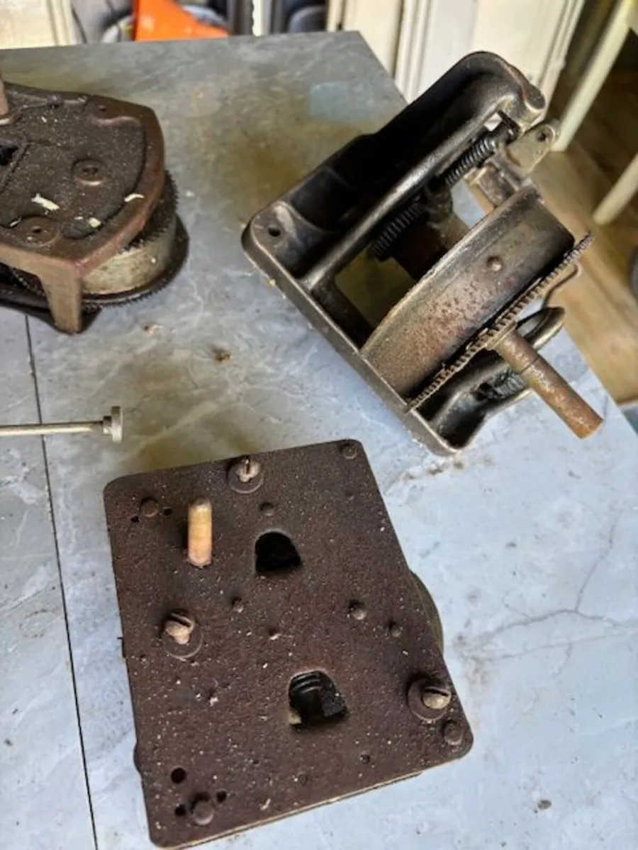 Vintage Gram phones Parts - Image 3