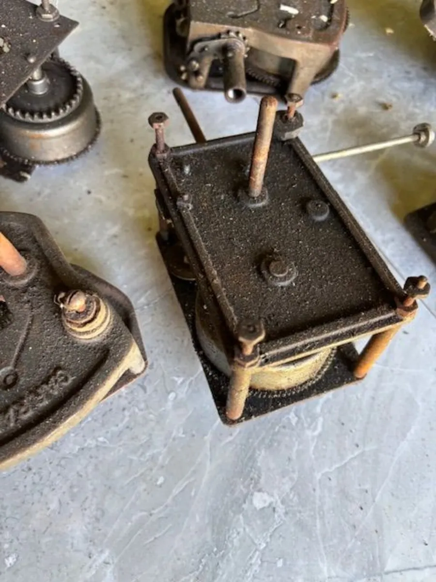 Vintage Gram phones Parts - Image 2