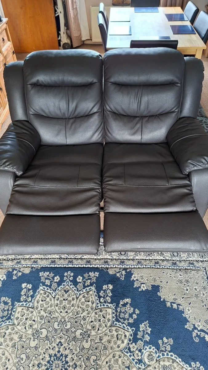2 seater sofa - Image 4