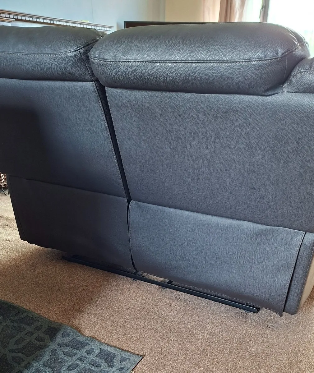 2 seater sofa - Image 3